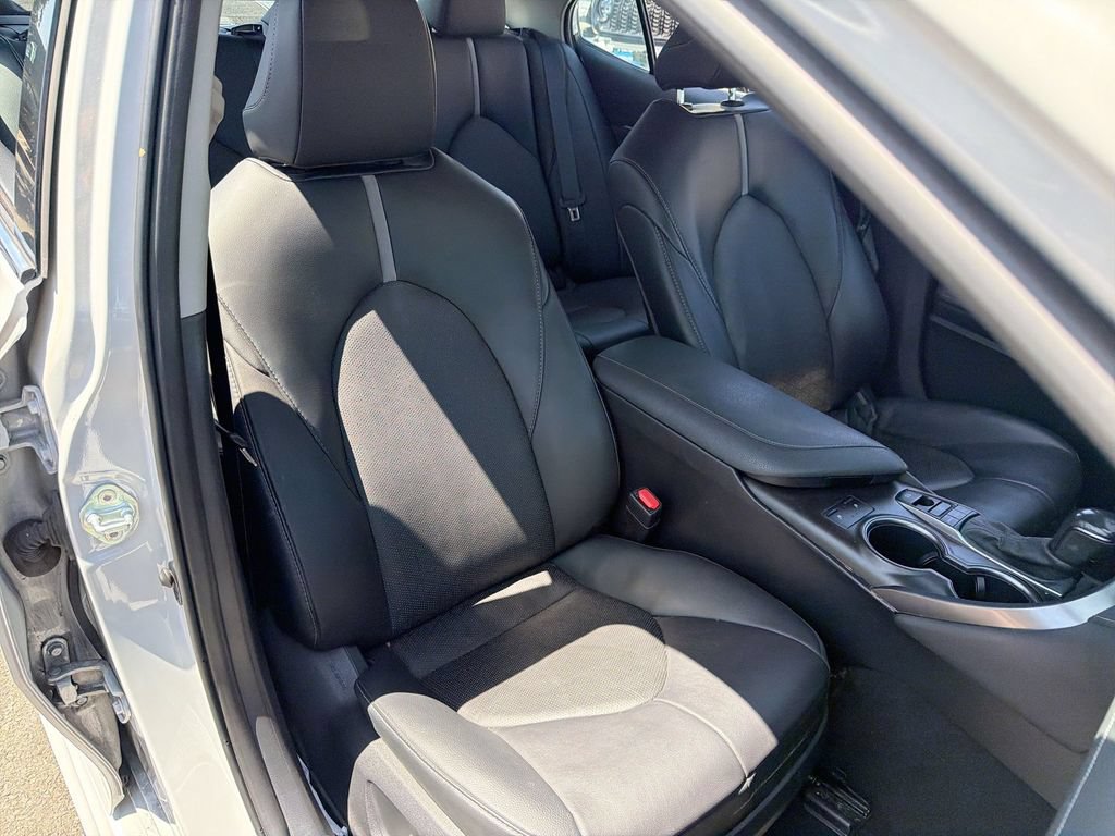 Used 2024 Toyota Camry XSE FWD image 24
