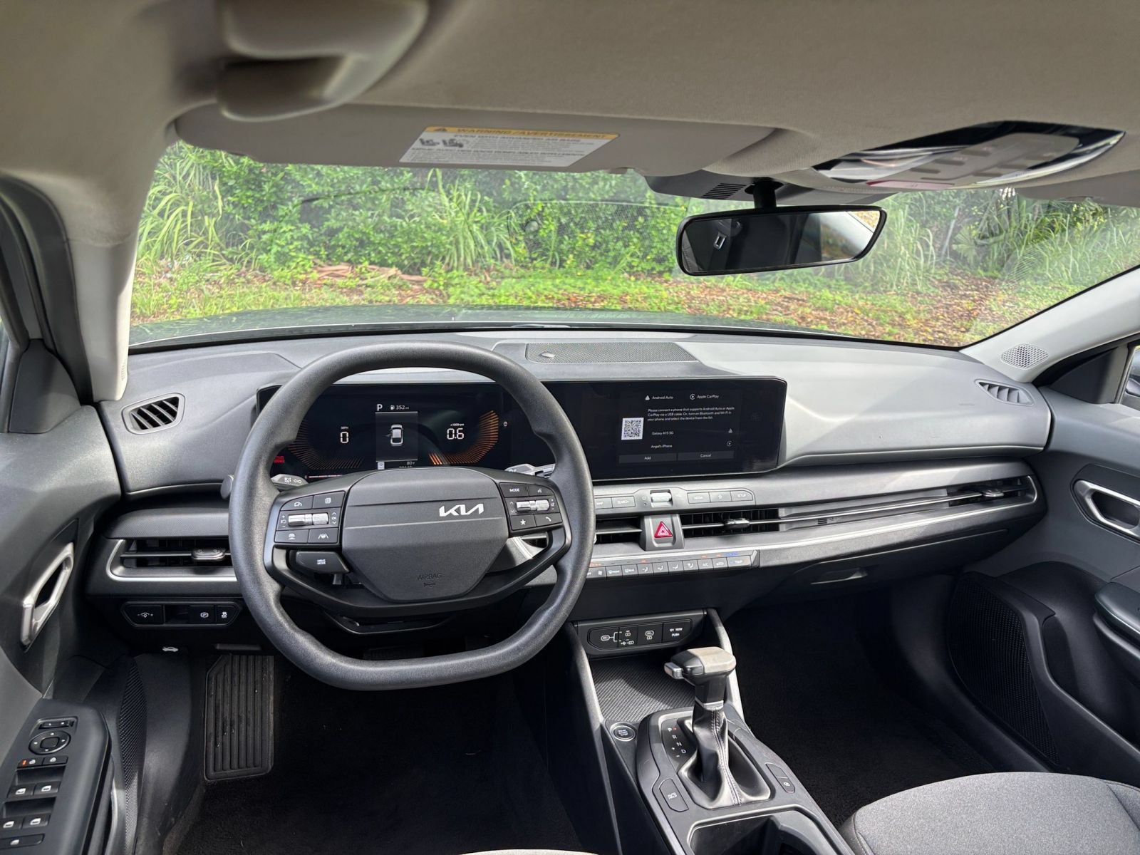 Used 2025 Kia K4 FWD image 32