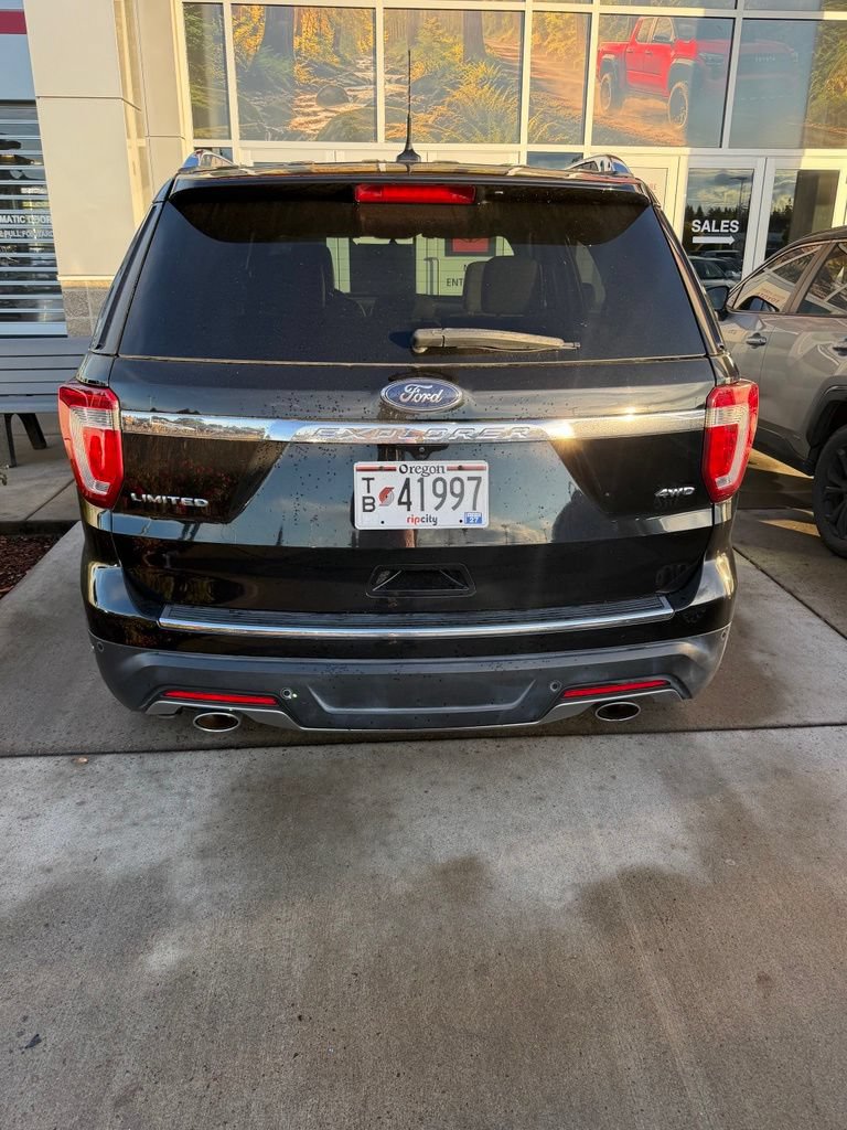 Used 2018 Ford Explorer Limited AWD/4WD image 5