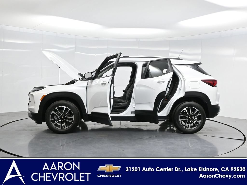 New 2025 Chevrolet TrailBlazer LT w/ Convenience Package FWD image 48