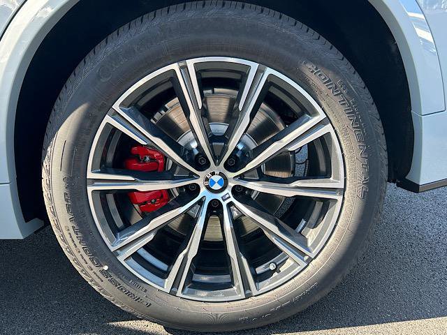 New 2026 BMW X5 xDrive50e w/ M Sport Package image 7