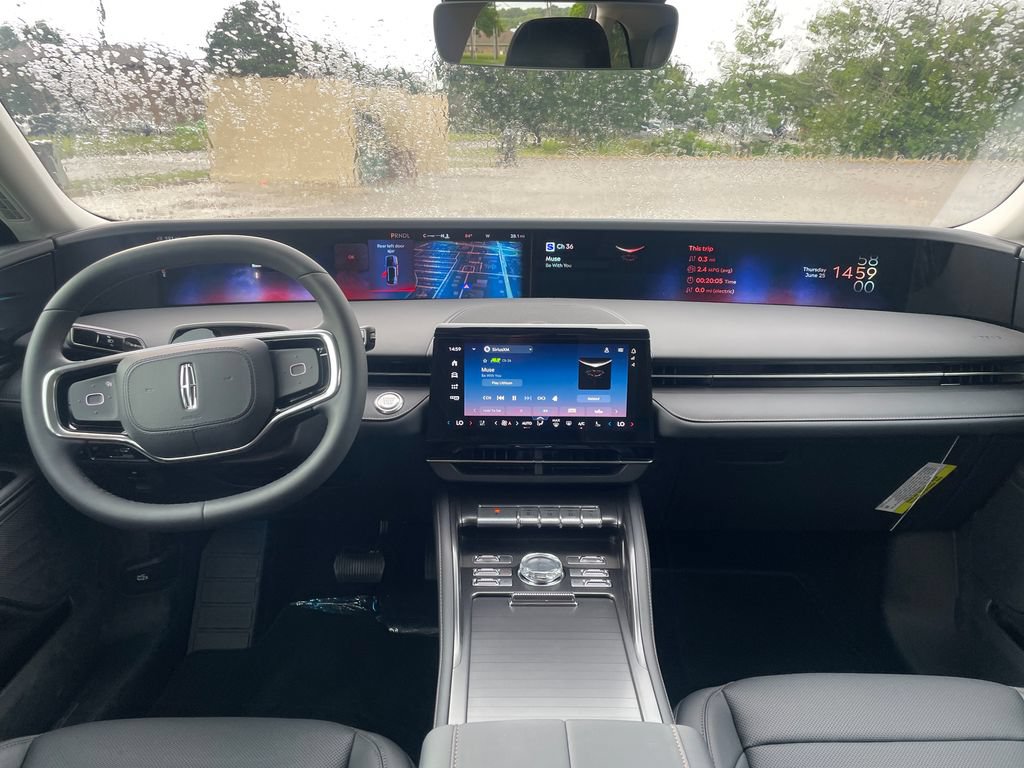 New 2026 Lincoln Nautilus Premier AWD/4WD image 12