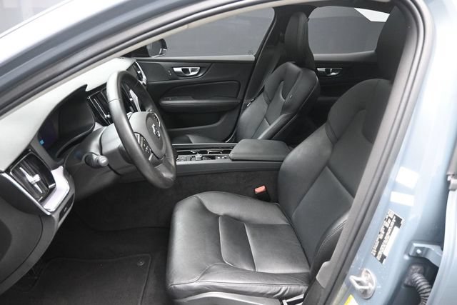 Used 2024 Volvo S60 B5 Core FWD image 18