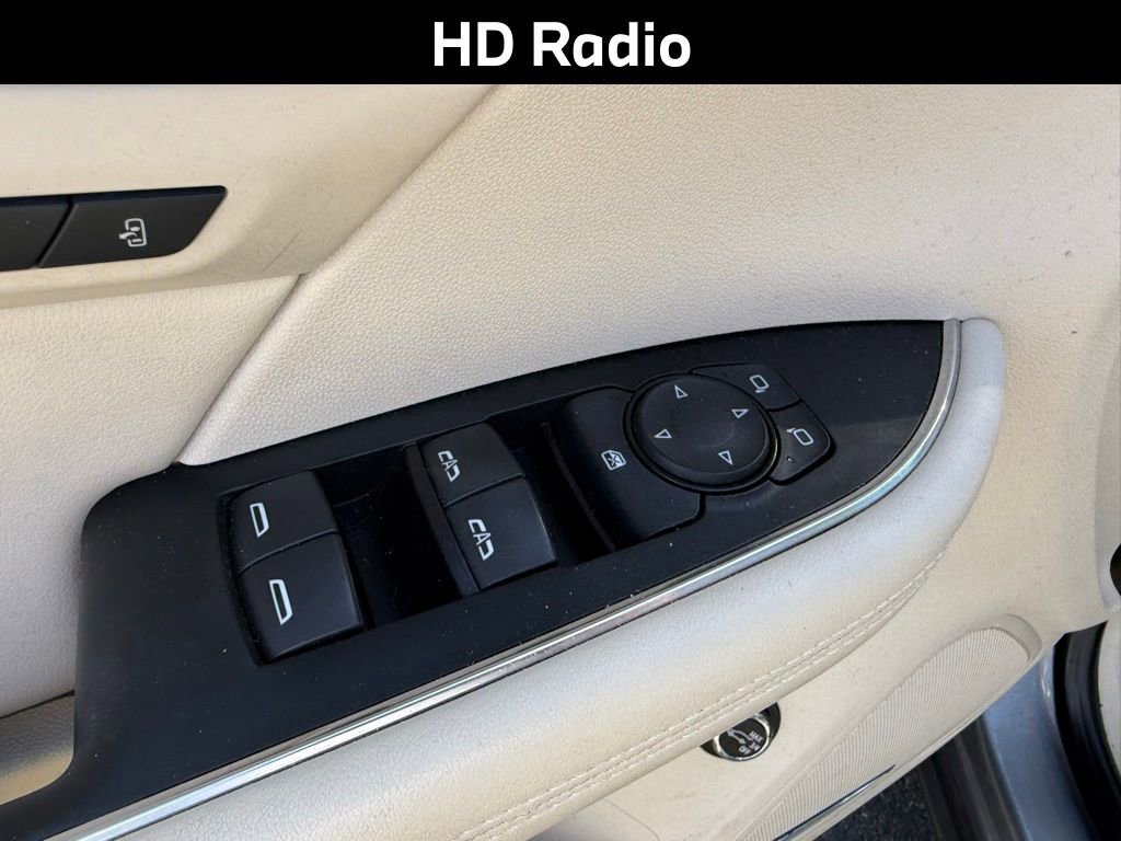 Used 2022 Buick Envision Avenir w/ Technology Package II image 12