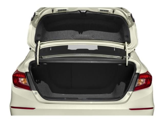 Used 2018 Honda Accord Sport image 12