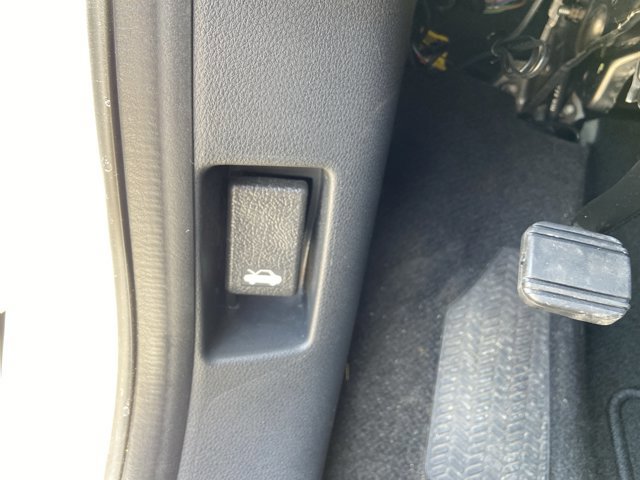 Used 2025 Honda Passport EX-L image 34