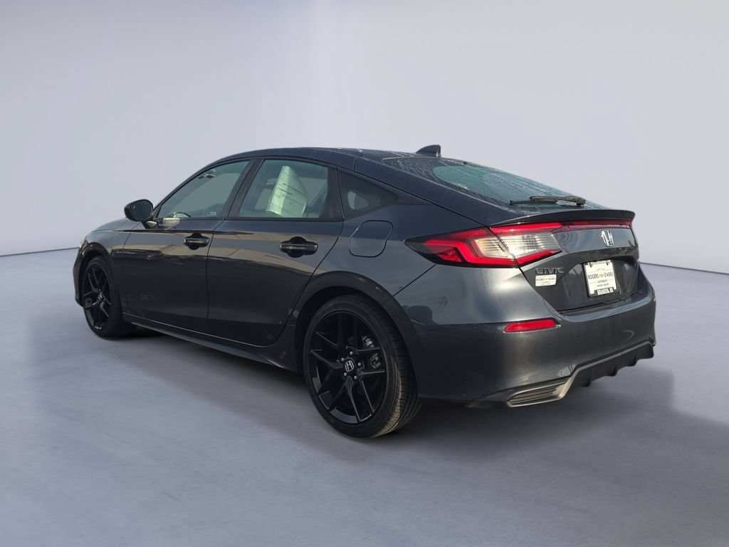 Used 2025 Honda Civic Sport image 3