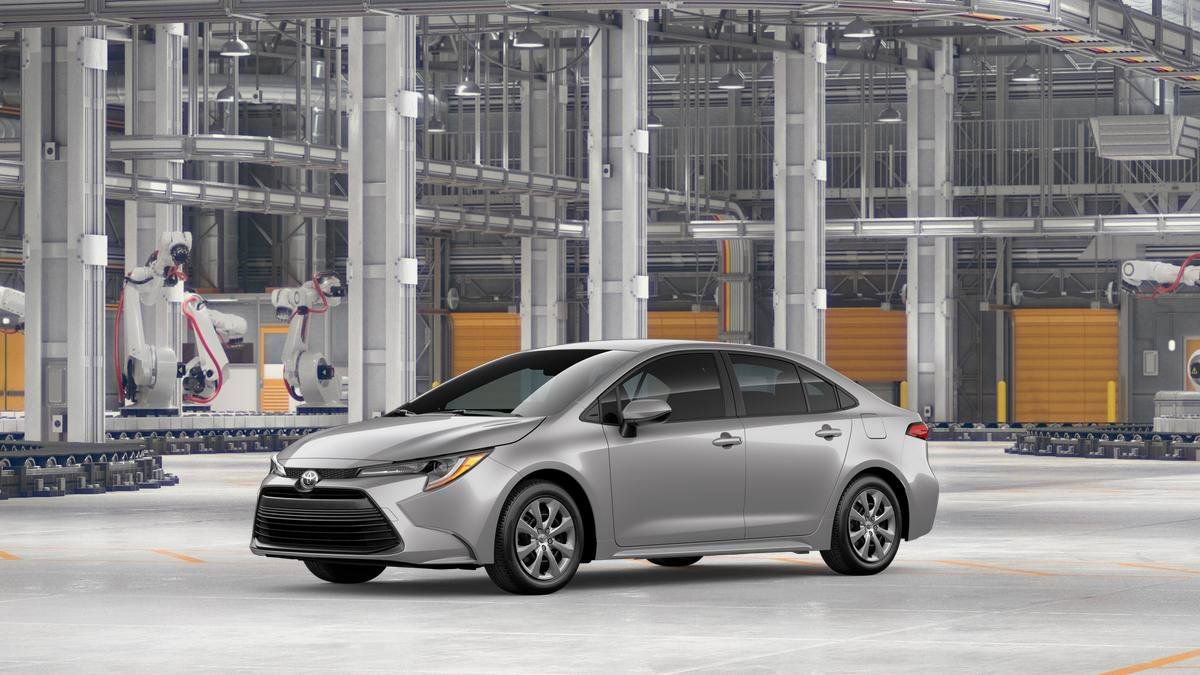 New 2026 Toyota Corolla LE FWD image 2
