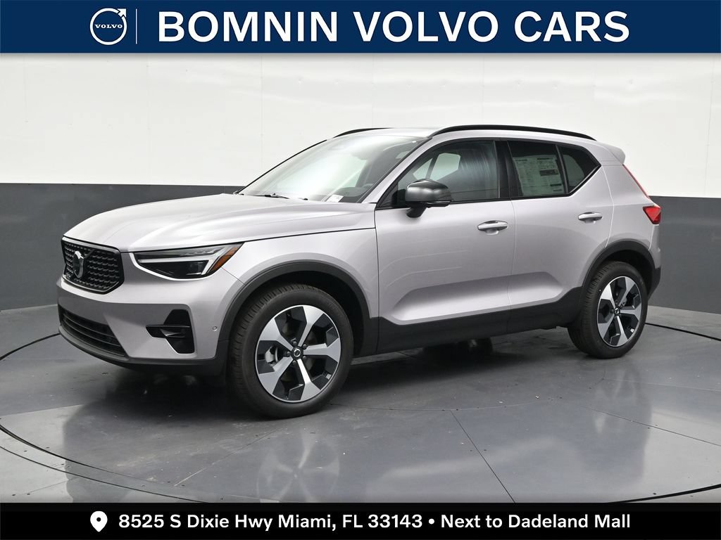 New 2026 Volvo XC40 B5 Plus w/ Protection Package Premier