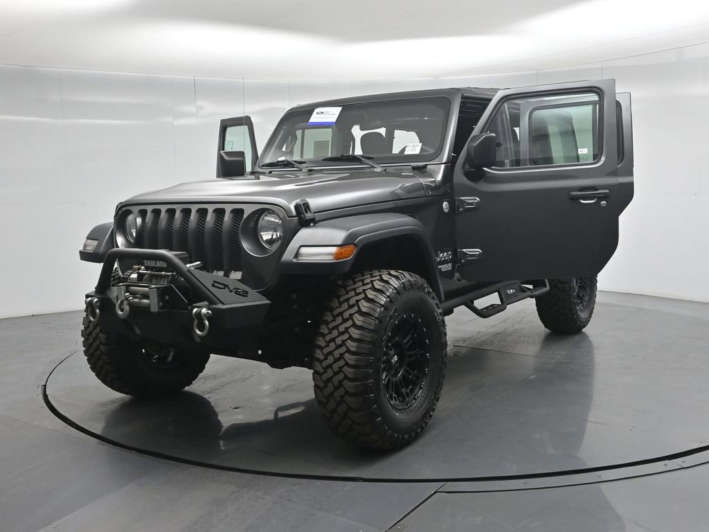 Used 2018 Jeep Wrangler Unlimited Sport image 27