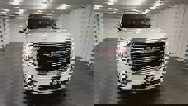 Certified 2023 GMC Yukon SLT image 3