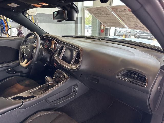 Used 2022 Dodge Challenger SRT Hellcat RWD image 25