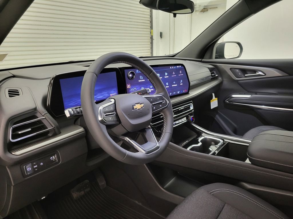New 2026 Chevrolet Traverse LT w/ LPO, Floor Liner Package image 27