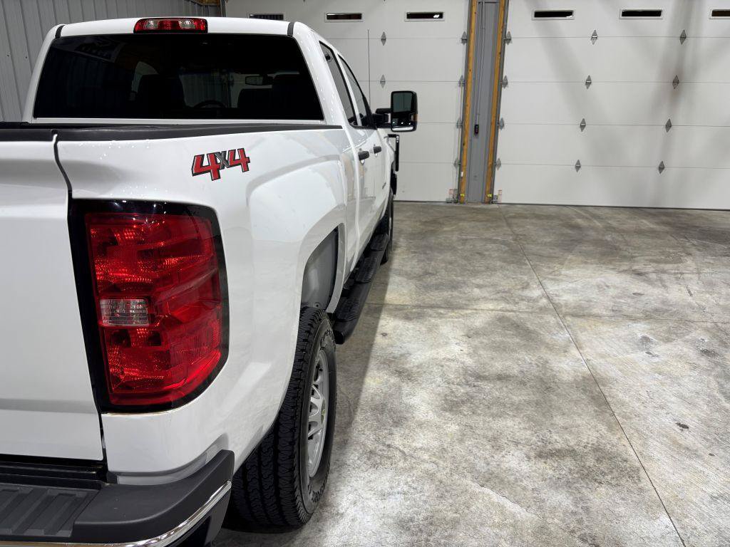 Used 2019 Chevrolet Silverado 2500 W/T AWD/4WD image 10
