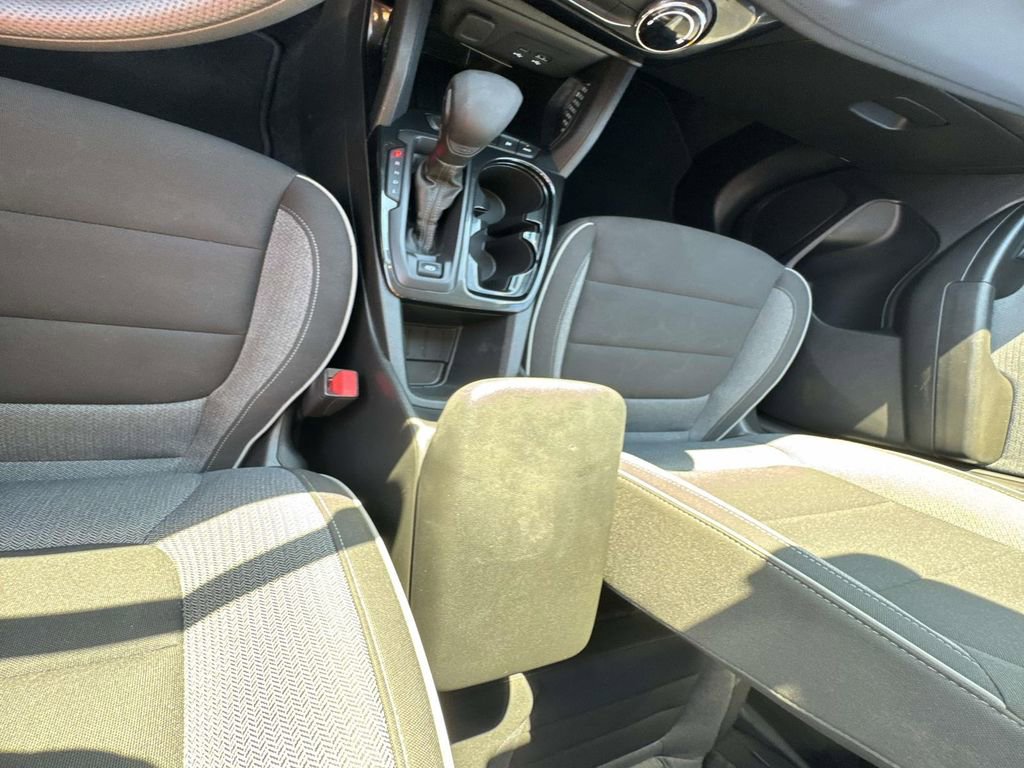 Used 2025 Chevrolet TrailBlazer LT image 24