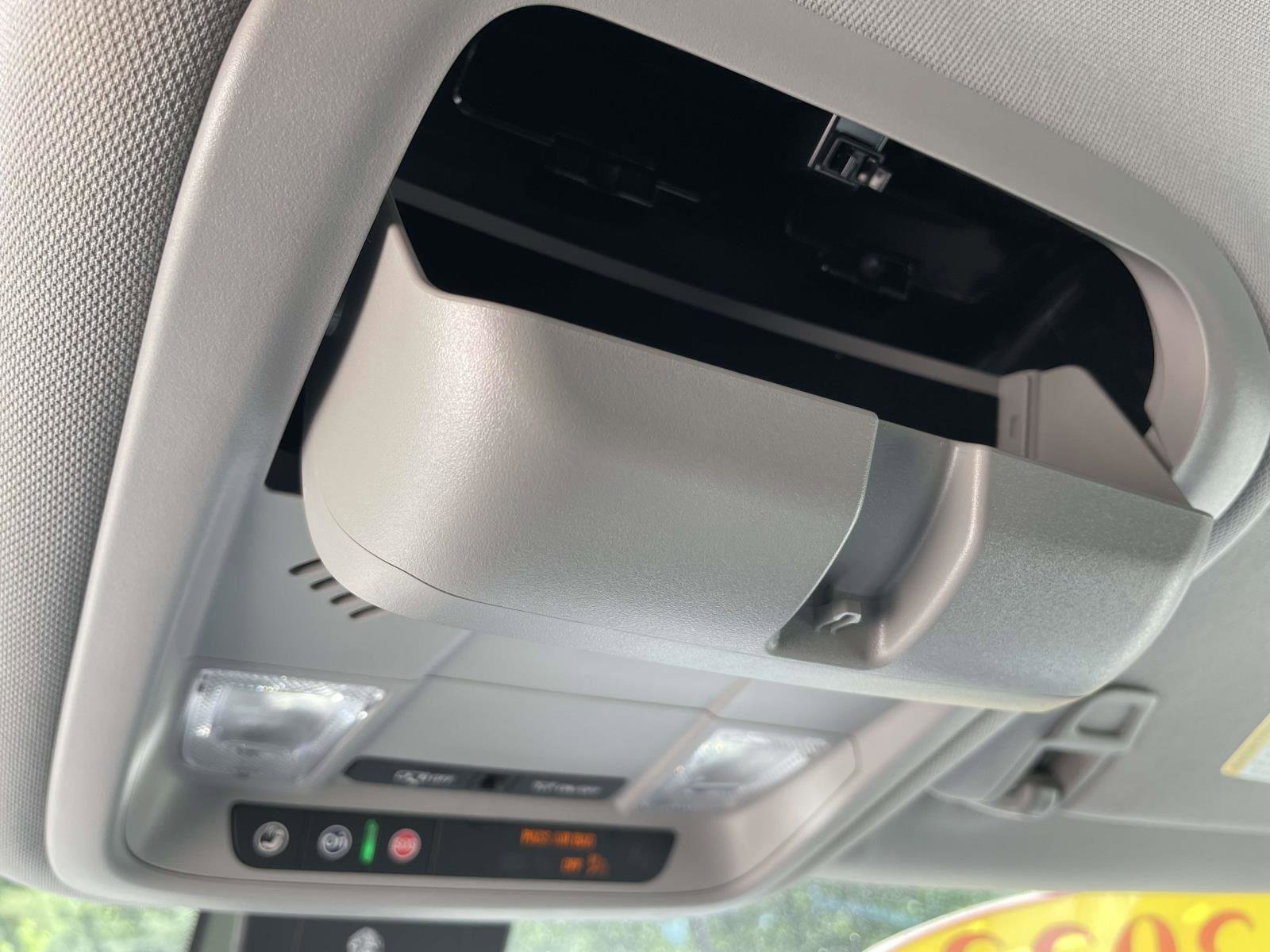 Used 2024 Chevrolet Equinox LT w/ LPO, Floor Liner Package image 15