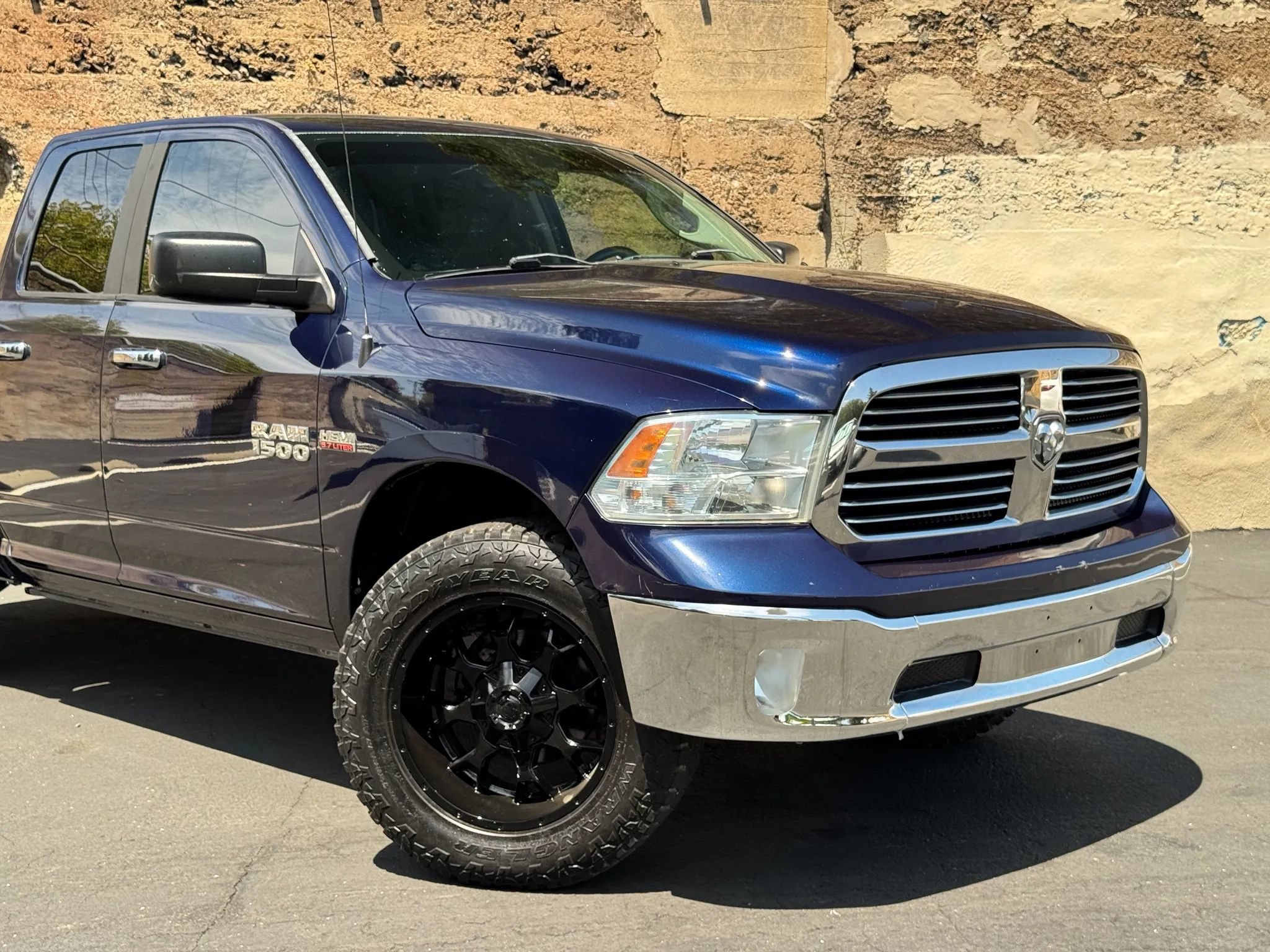 Used 2014 RAM 1500 Lone Star RWD image 3