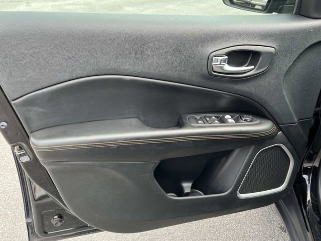 Used 2019 Jeep Compass Limited w/ Safety & Security Group AWD/4WD image 29