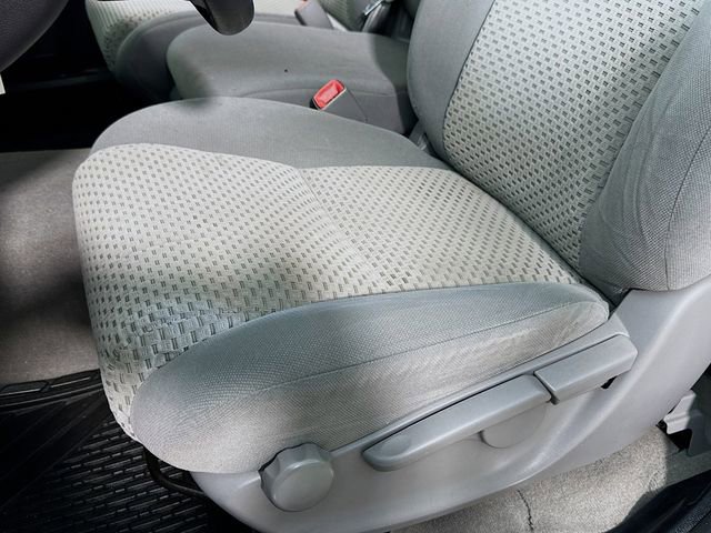 Used 2010 Toyota Tundra 4x4 Double Cab image 10