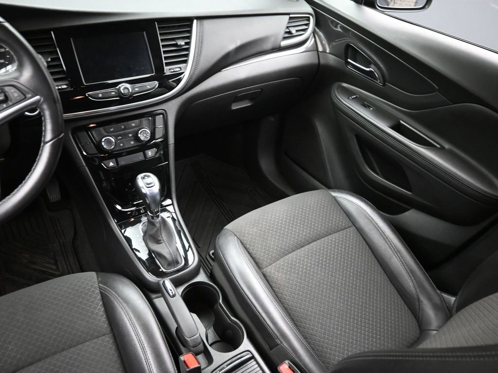 Used 2022 Buick Encore Preferred w/ Safety Package image 14