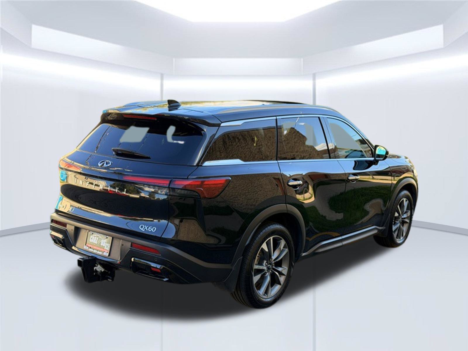 Used 2024 INFINITI QX60 Luxe w/ Vision Package AWD/4WD image 5