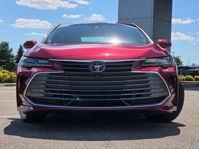 Used 2021 Toyota Avalon Limited w/ Advanced Safety Package AWD/4WD image 3