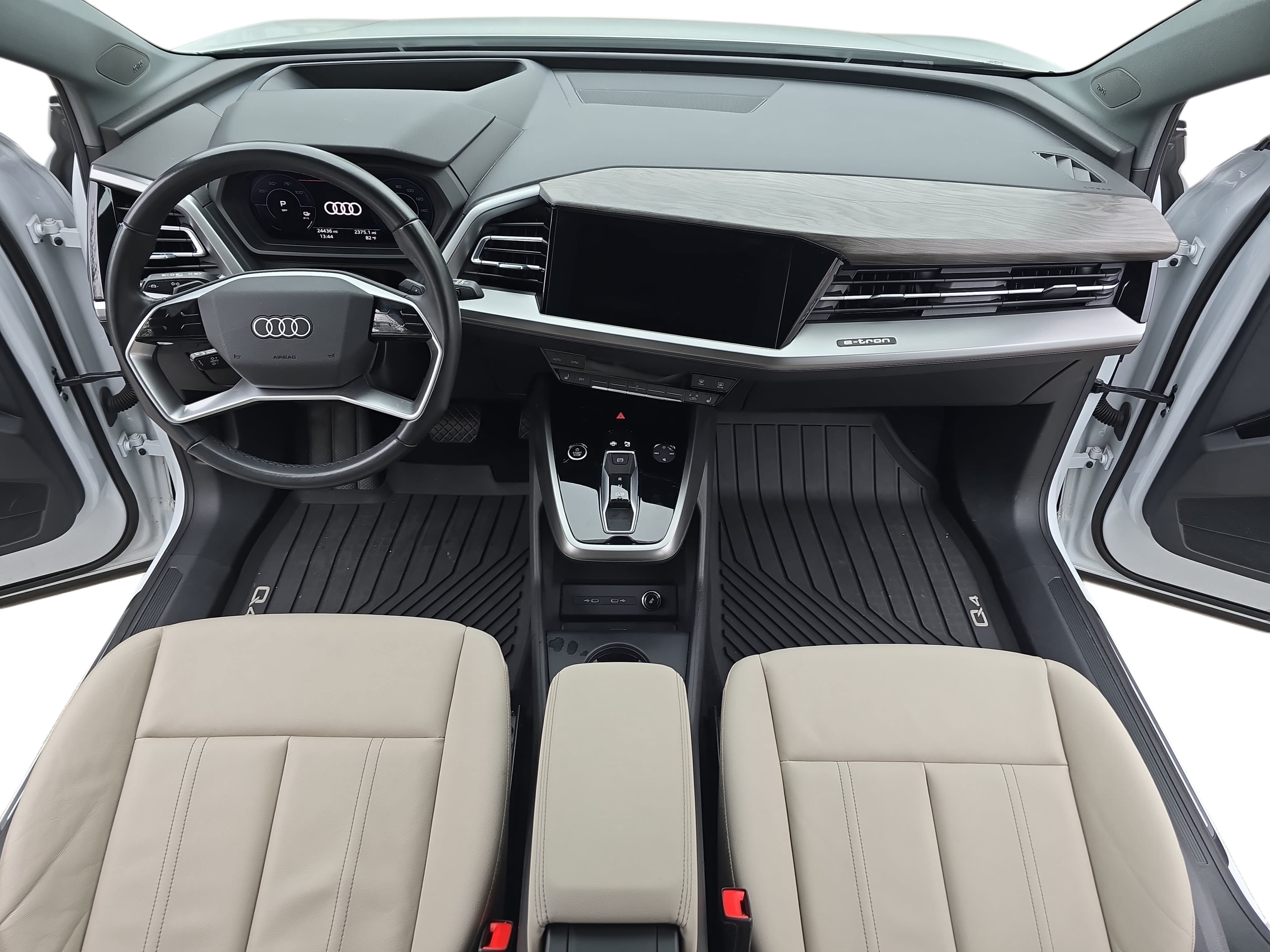 Used 2022 Audi Q4 e-tron Prestige AWD/4WD image 9