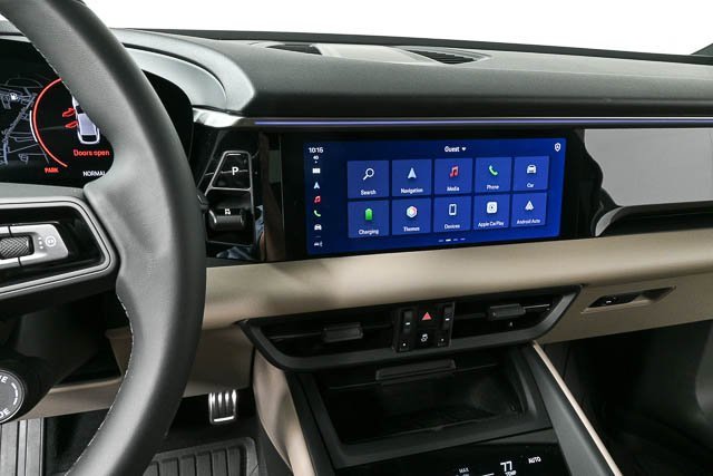 New 2025 Porsche Macan 4S Electric image 13