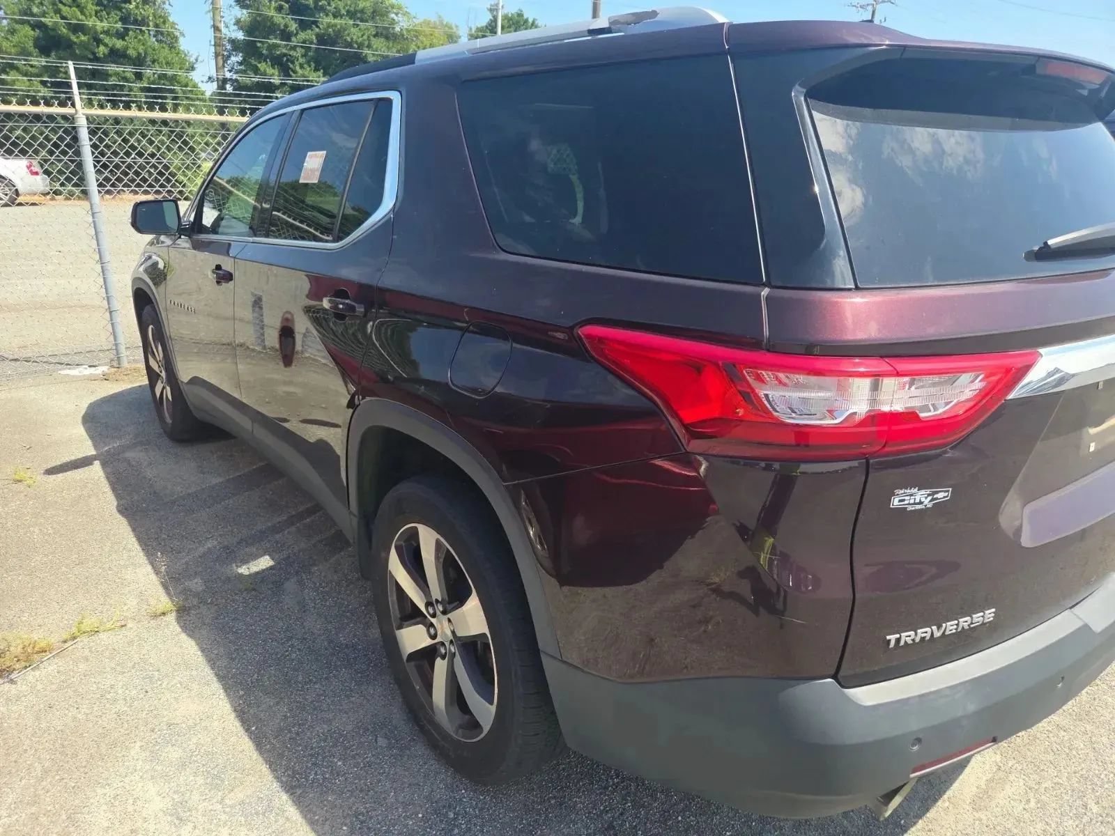Used 2018 Chevrolet Traverse LT FWD image 4