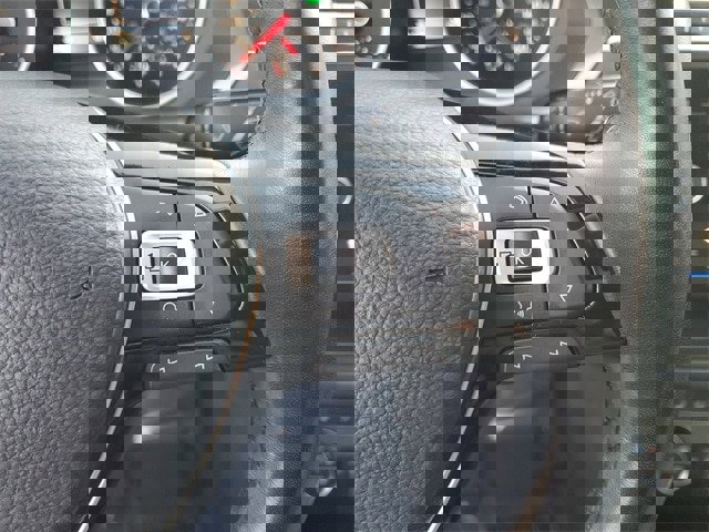 Used 2018 Volkswagen Tiguan SE image 21