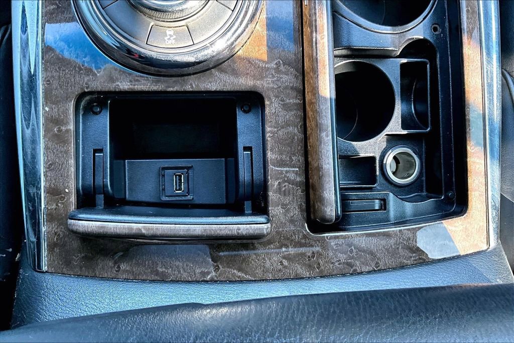 Used 2017 INFINITI QX80 4WD w/ Driver Assistance Package image 32