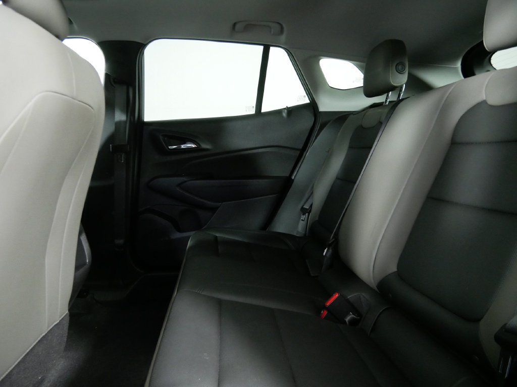 Used 2025 Chevrolet Trax ACTIV w/ Sunroof Package FWD image 16