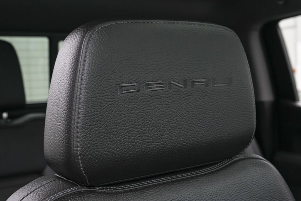 Used 2021 GMC Sierra 1500 Denali w/ Denali Ultimate Package AWD/4WD image 28