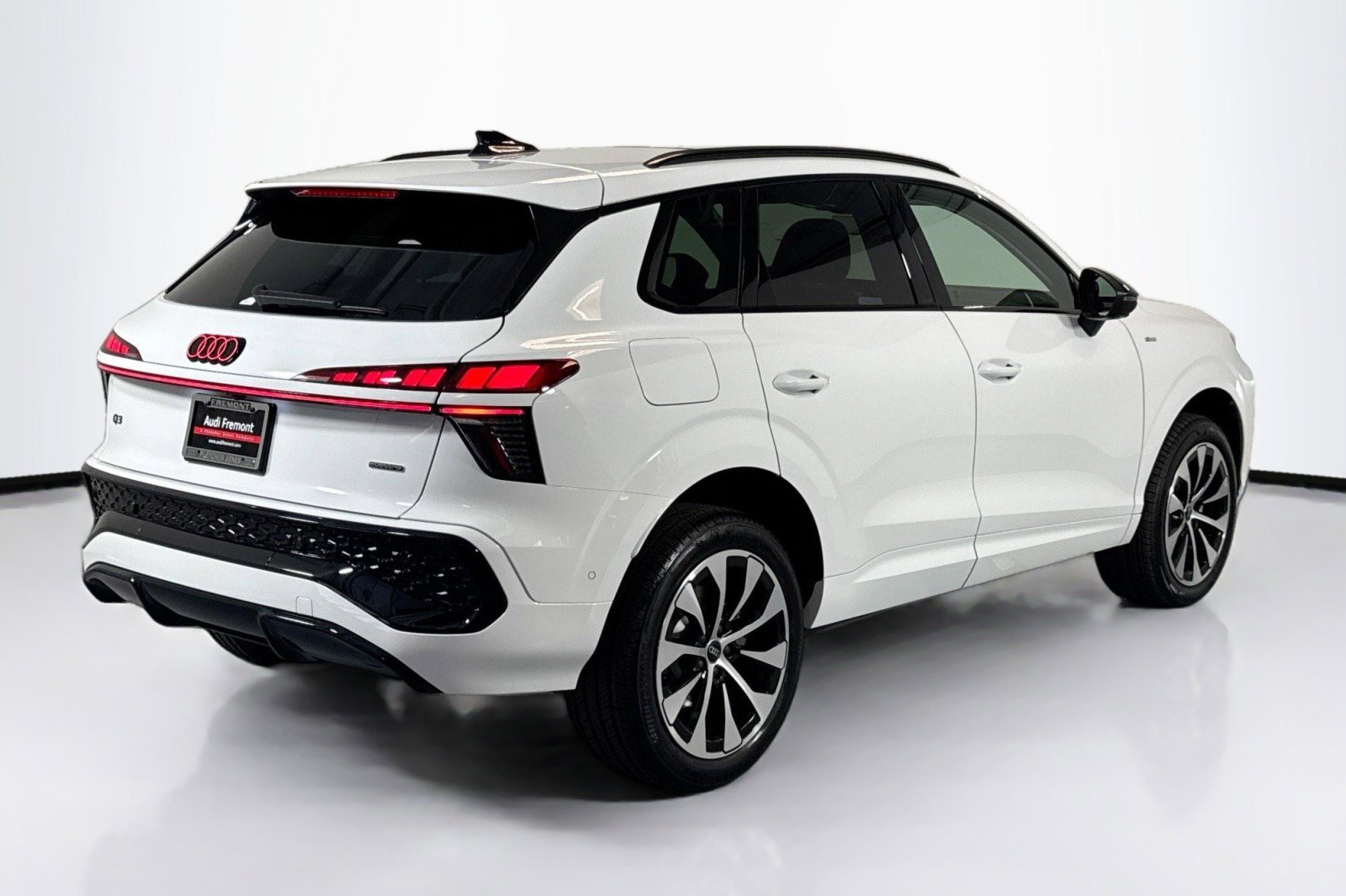 New 2026 Audi Q3 quattro 2.0T image 5