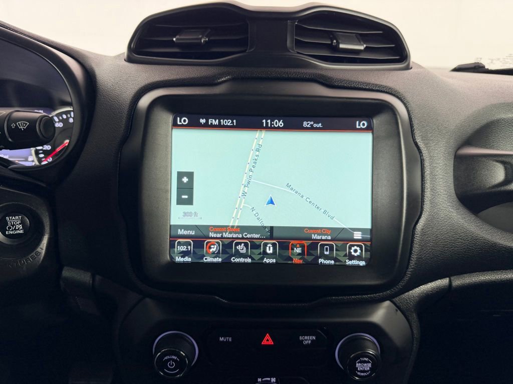 Used 2022 Jeep Renegade Latitude w/ Sun/Sound Group image 21