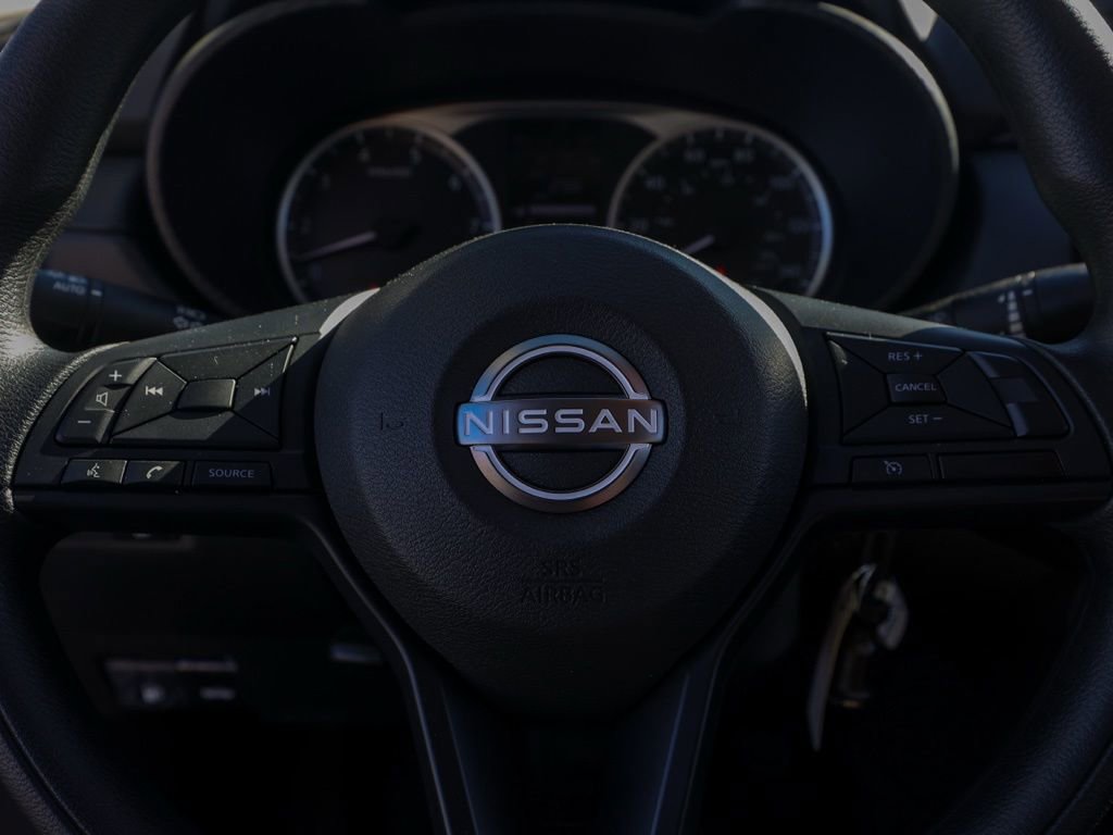 Used 2025 Nissan Versa S w/ Trunk Package image 24