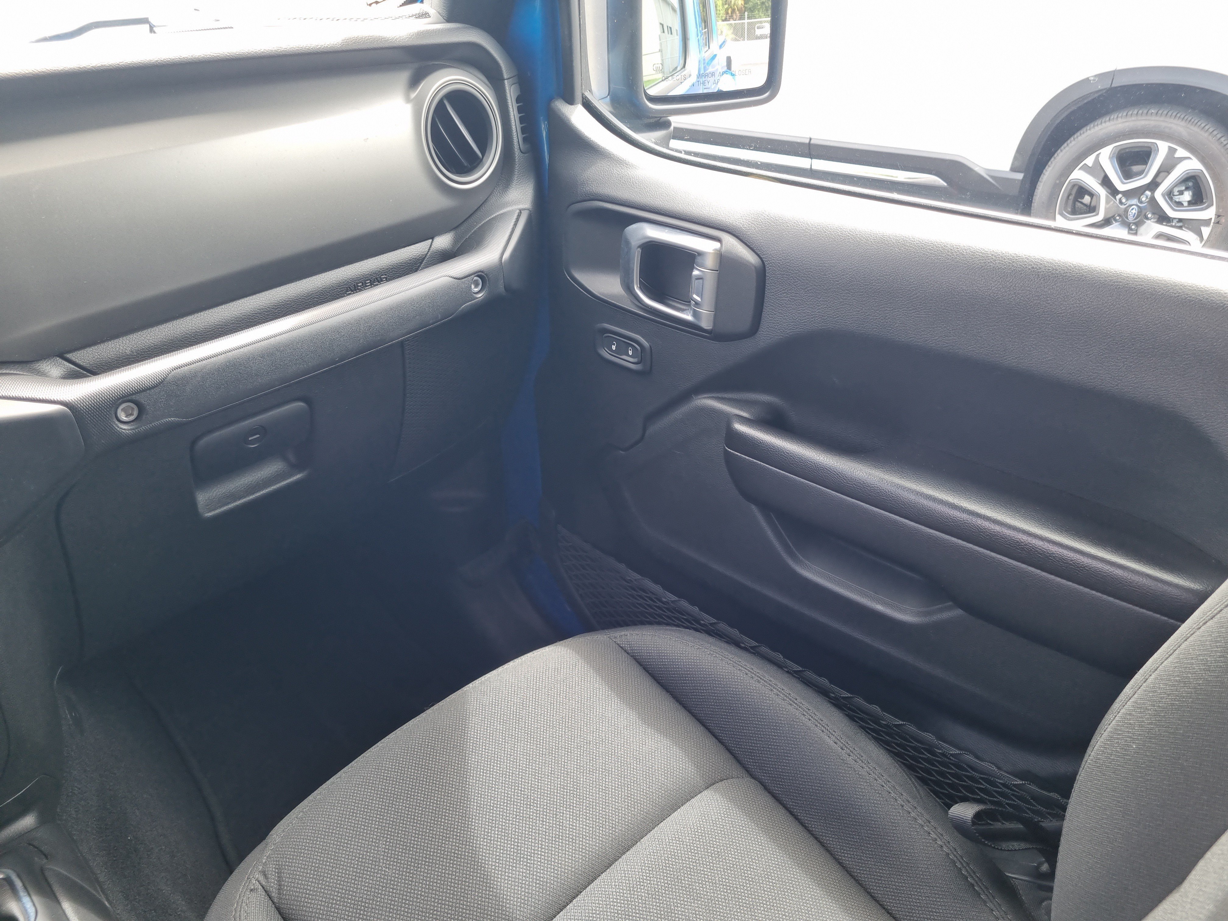 Used 2021 Jeep Gladiator Sport AWD/4WD image 17