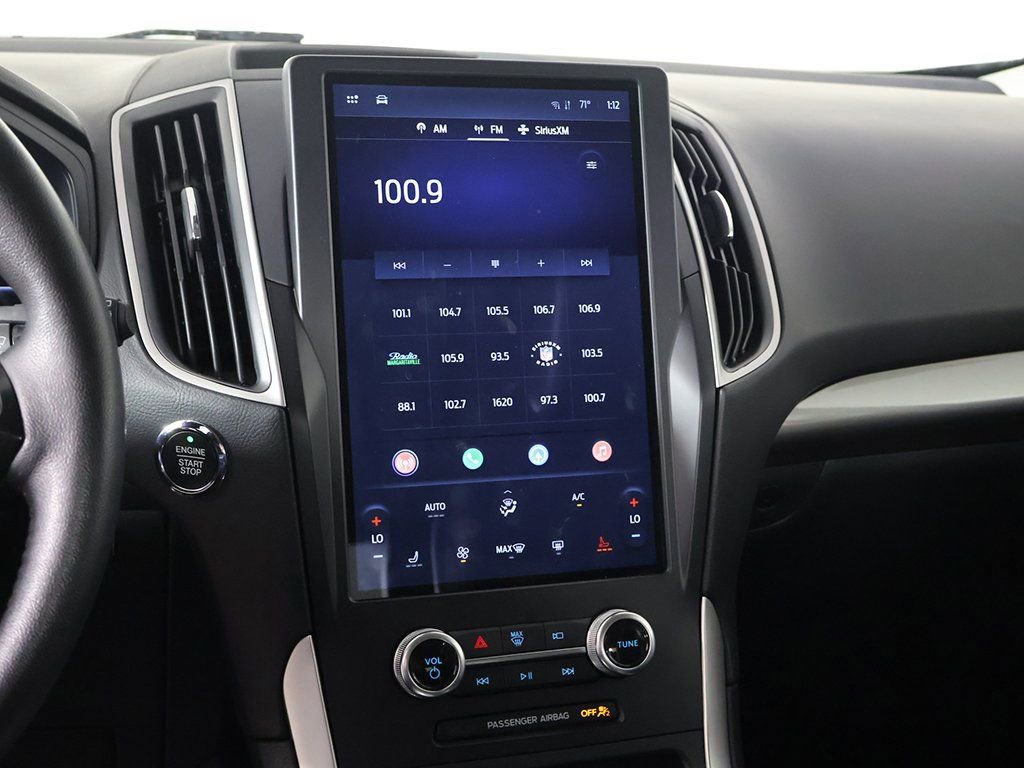 Used 2024 Ford Edge SEL image 41