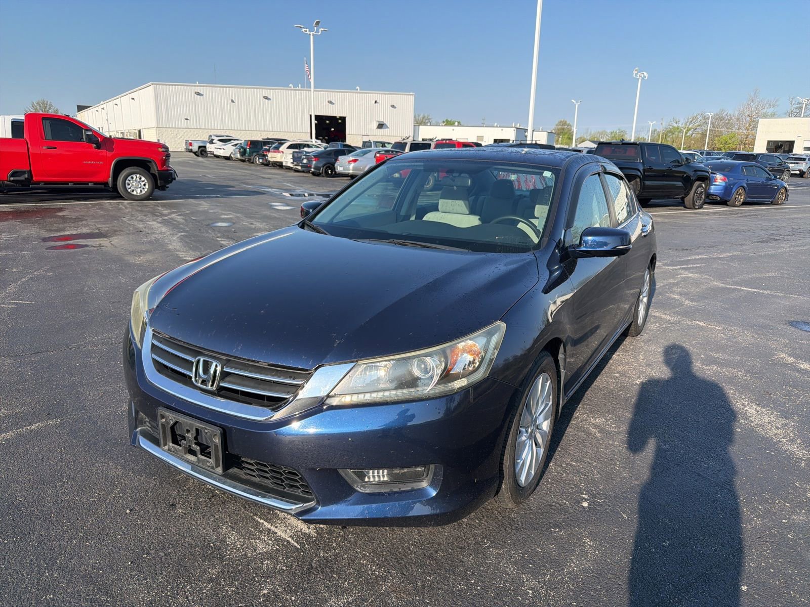 Used 2014 Honda Accord EX image 2