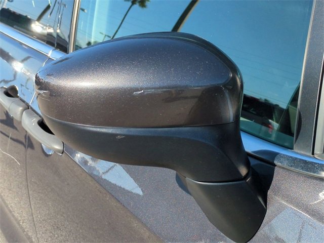 Used 2021 Chrysler Voyager L image 12