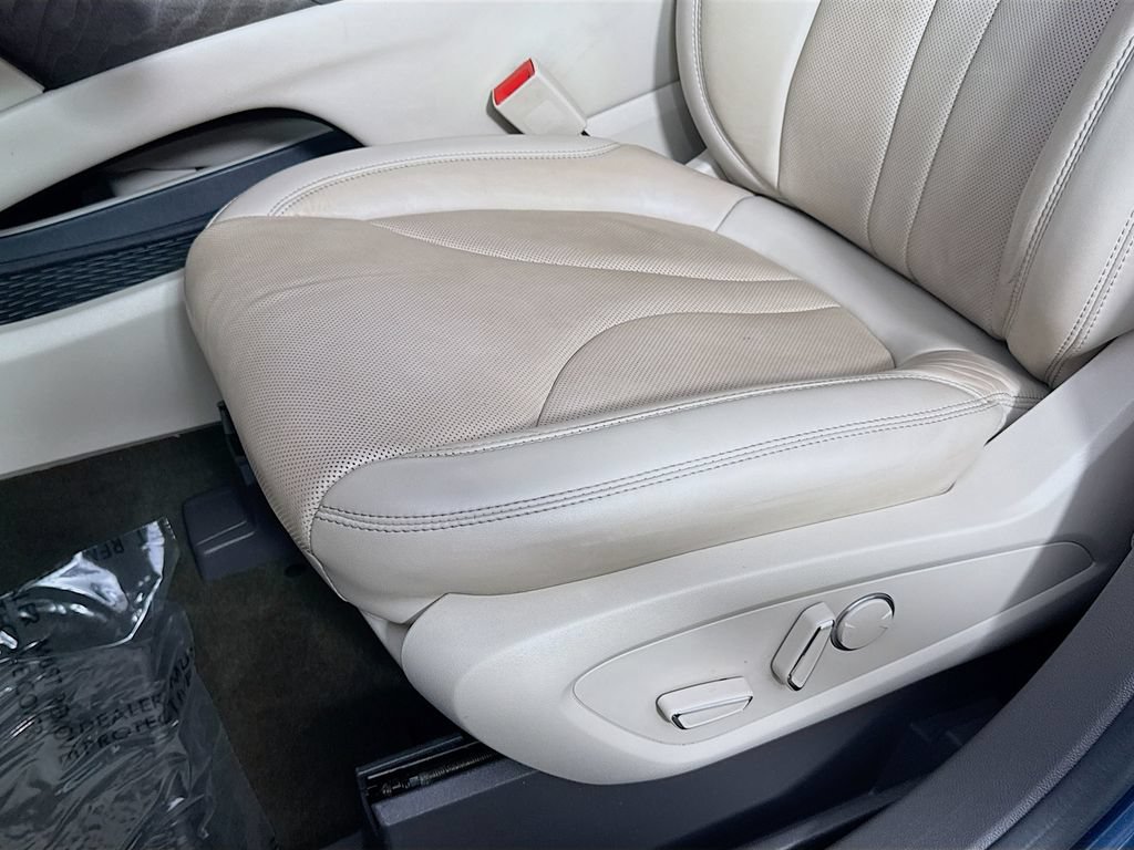 Used 2019 Lincoln Nautilus Reserve AWD/4WD image 24