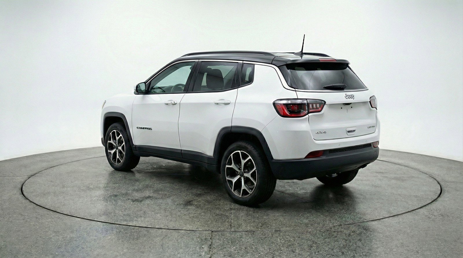 Used 2025 Jeep Compass Limited AWD/4WD image 6