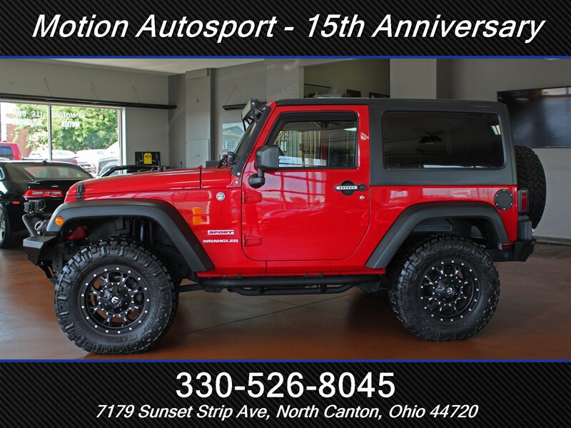Used 2012 Jeep Wrangler Sport AWD/4WD image 7