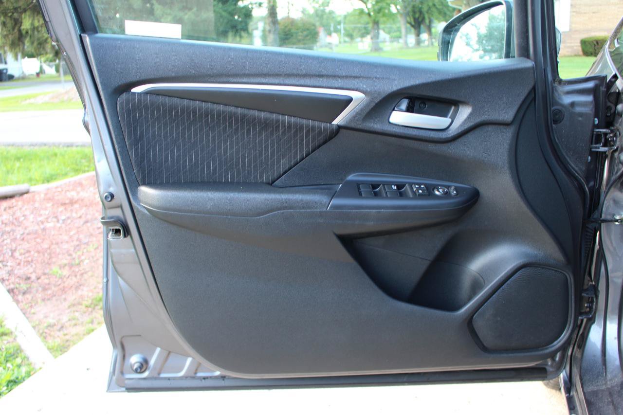 Used 2020 Honda Fit EX image 12