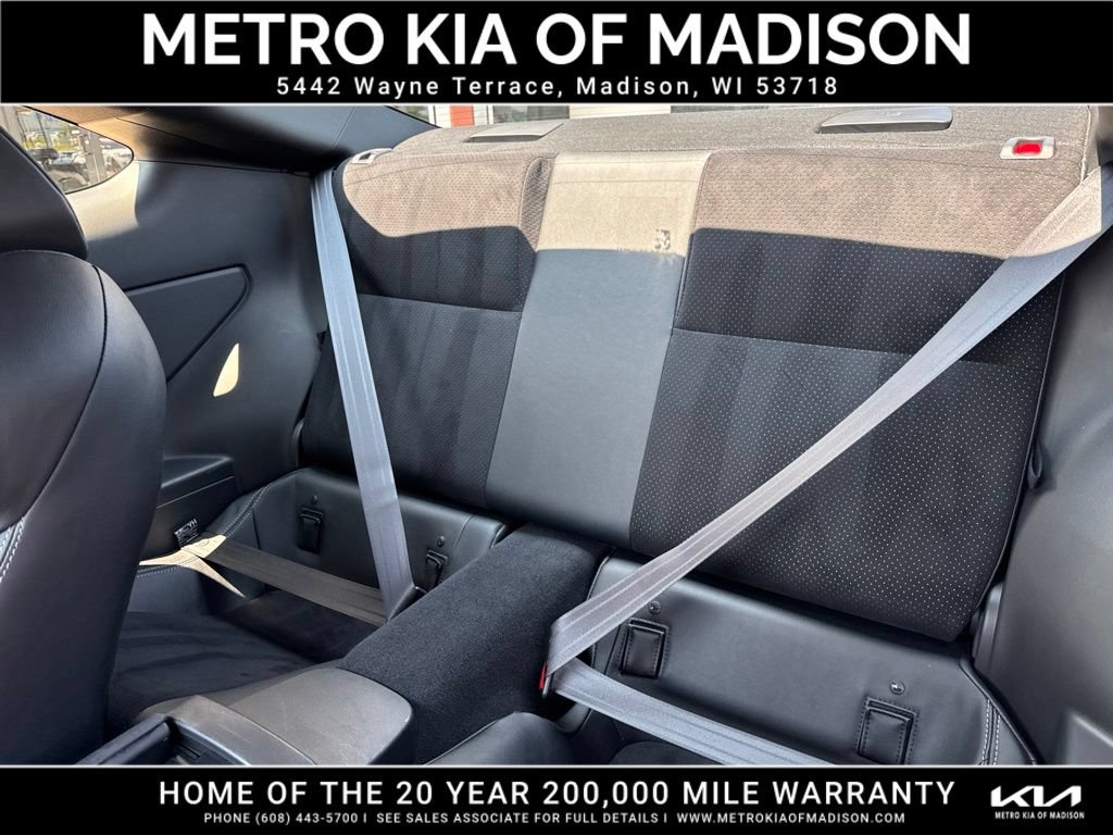 Used 2024 Toyota GR86 Premium RWD image 16