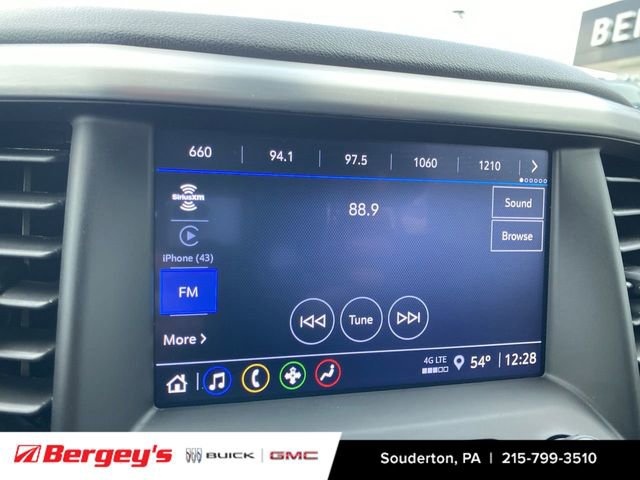 Certified 2023 GMC Acadia SLE w/ Driver Convenience Package image 15