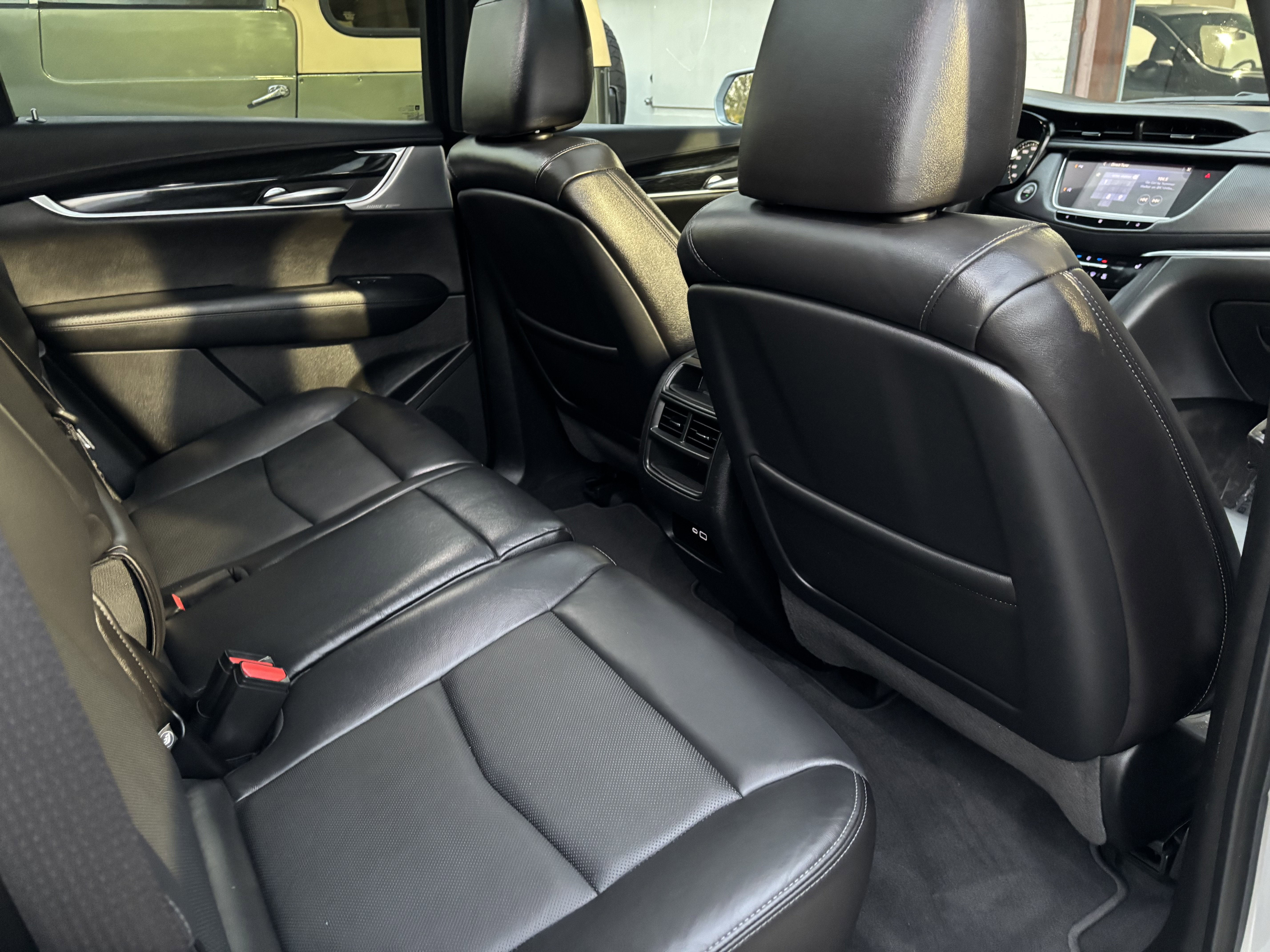 Used 2020 Cadillac XT5 Premium Luxury image 45