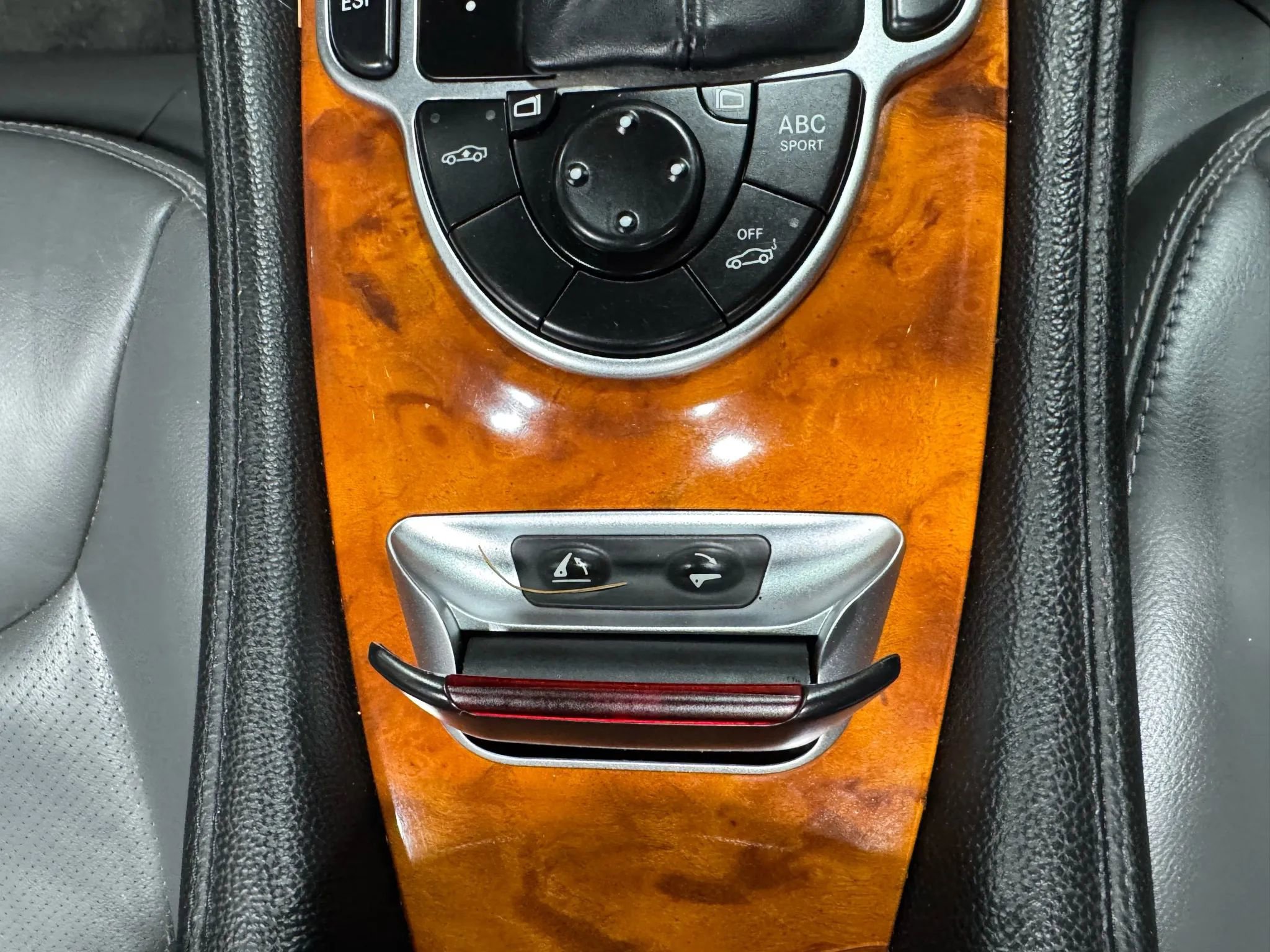 Used 2005 Mercedes-Benz SL 500 image 58