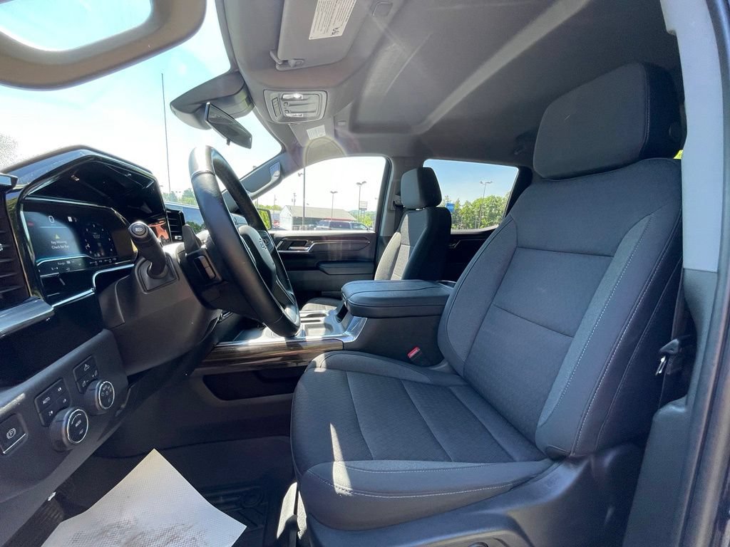 Certified 2023 Chevrolet Silverado 1500 LT Trail Boss w/ LPO, Dark Essentials Package AWD/4WD image 27