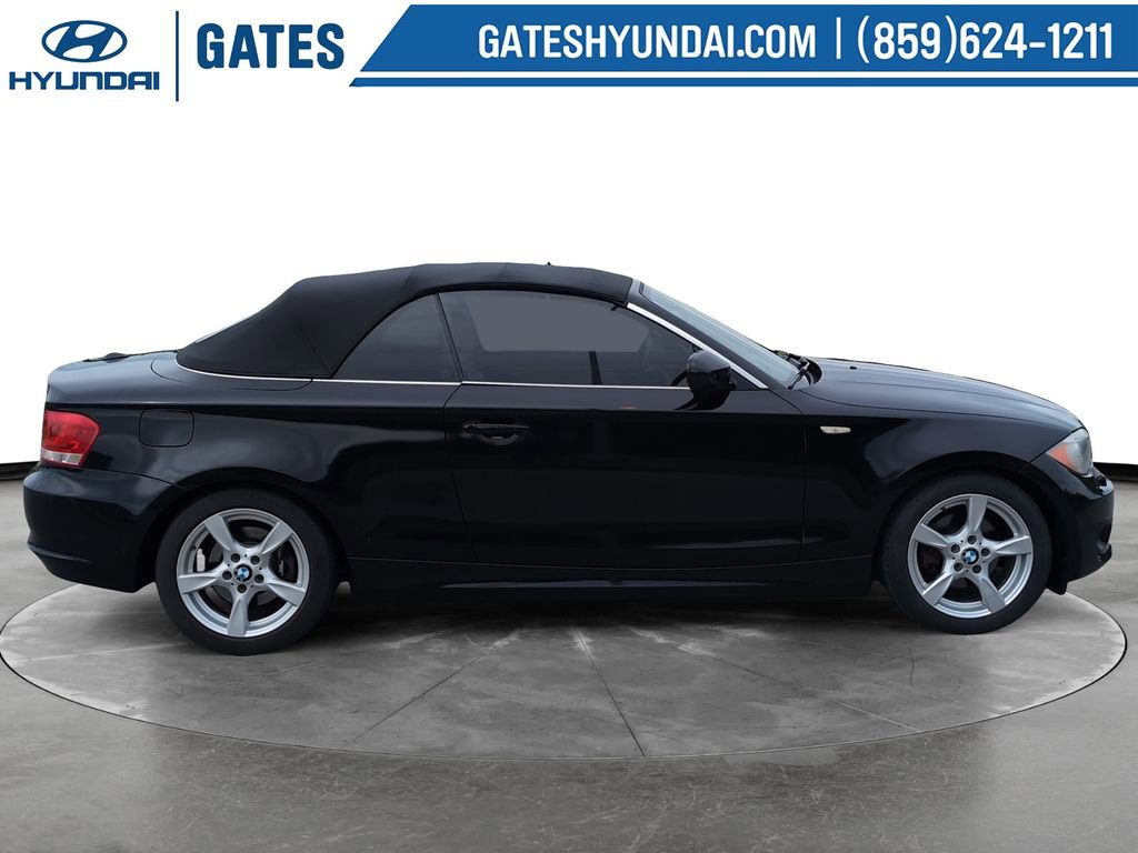 Used 2013 BMW 128i Convertible RWD image 3